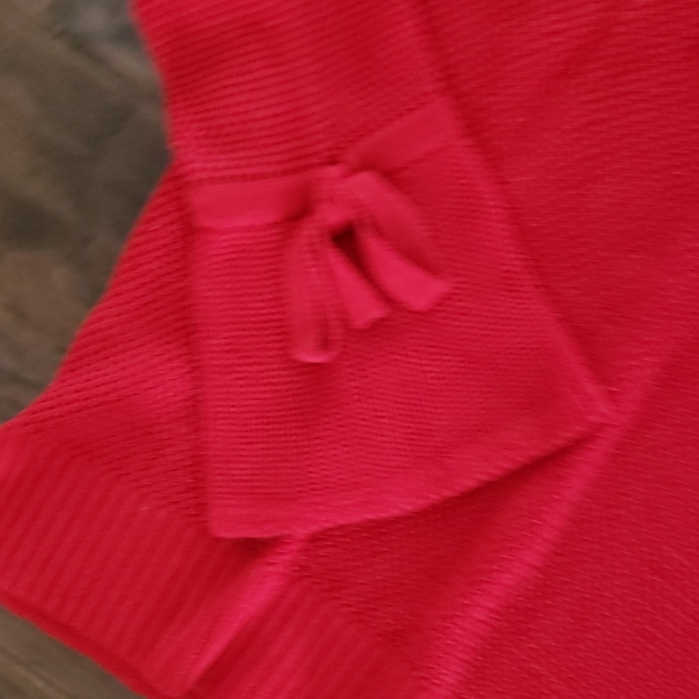 Sweater - Picture 4 of 4